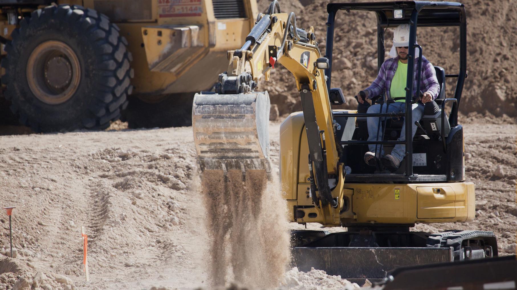 State's jobless rate steady as Arizonans continue to seek out work